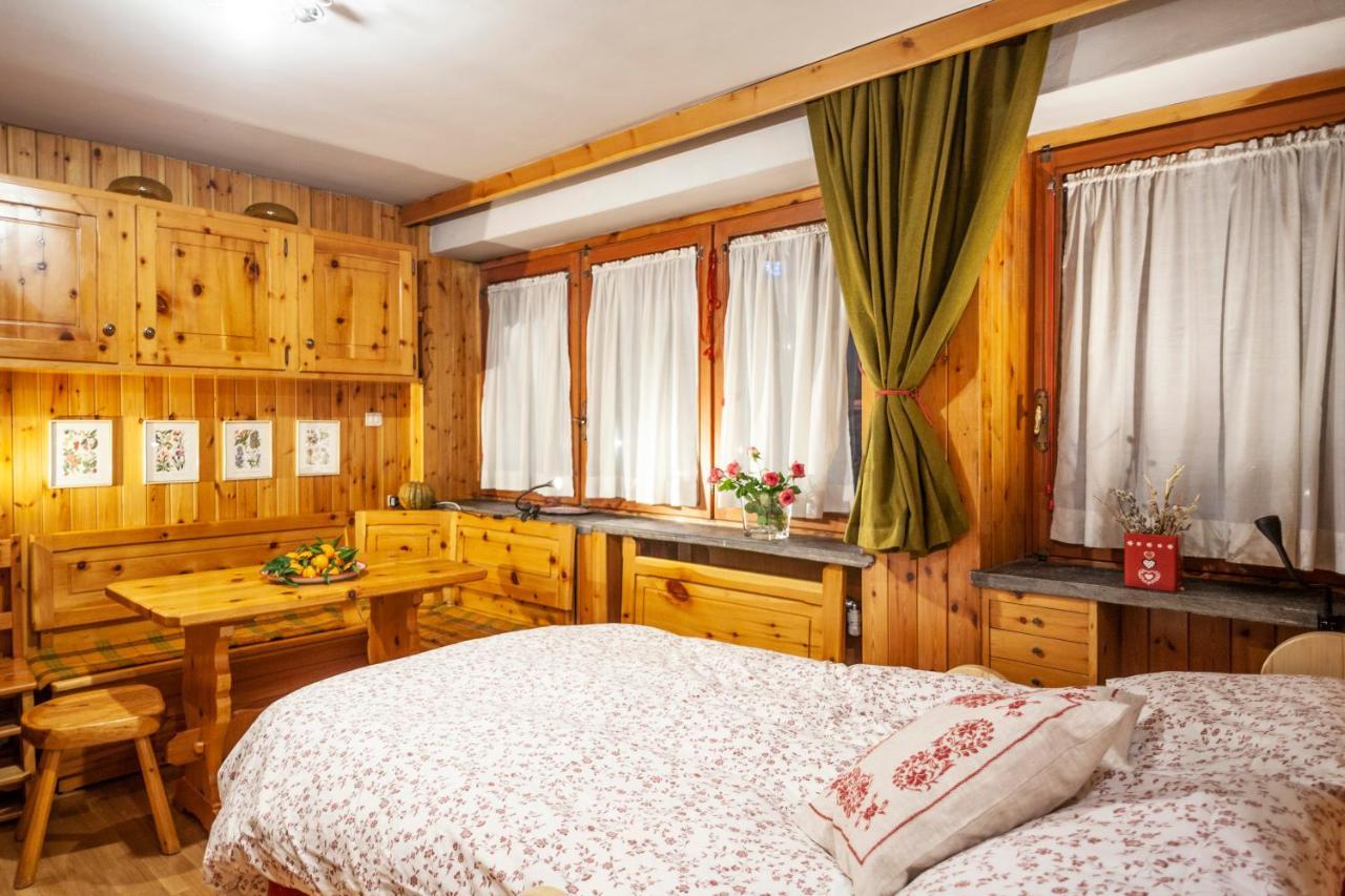 Casa-Chalet, In Centro A Courmayeur! Exteriör bild